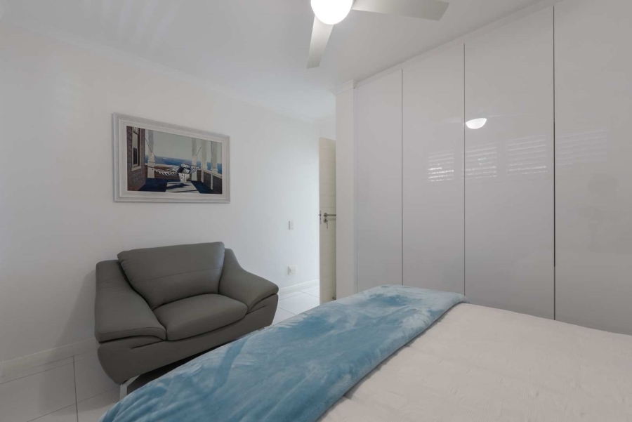 2 Bedroom Property for Sale in Sea Point Western Cape